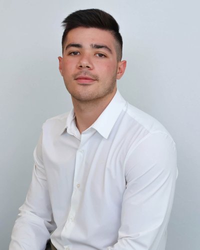 Max_Holden